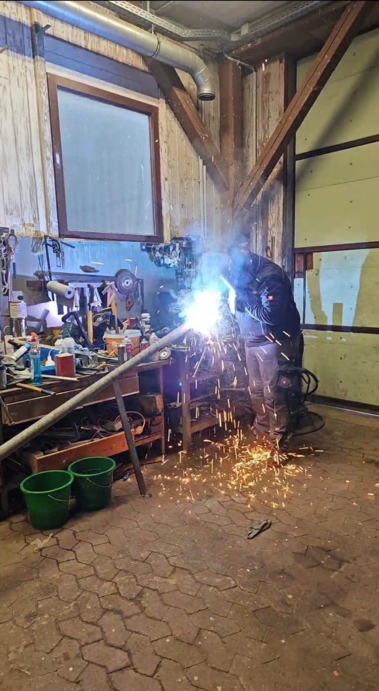 PHOTO-2026-01-08-22-34-23 2